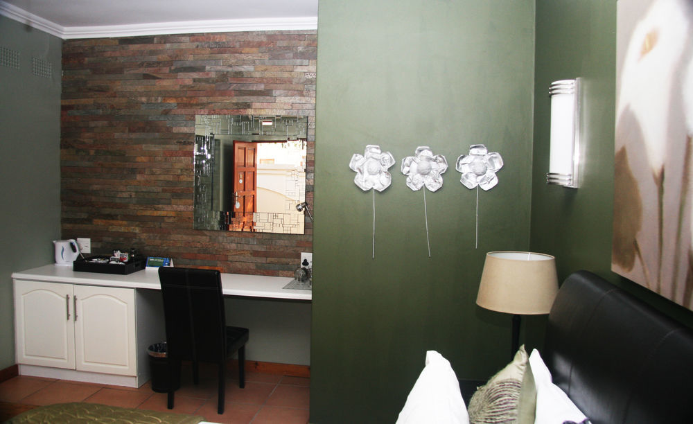 Arum Guest House Ист-Лондон Экстерьер фото