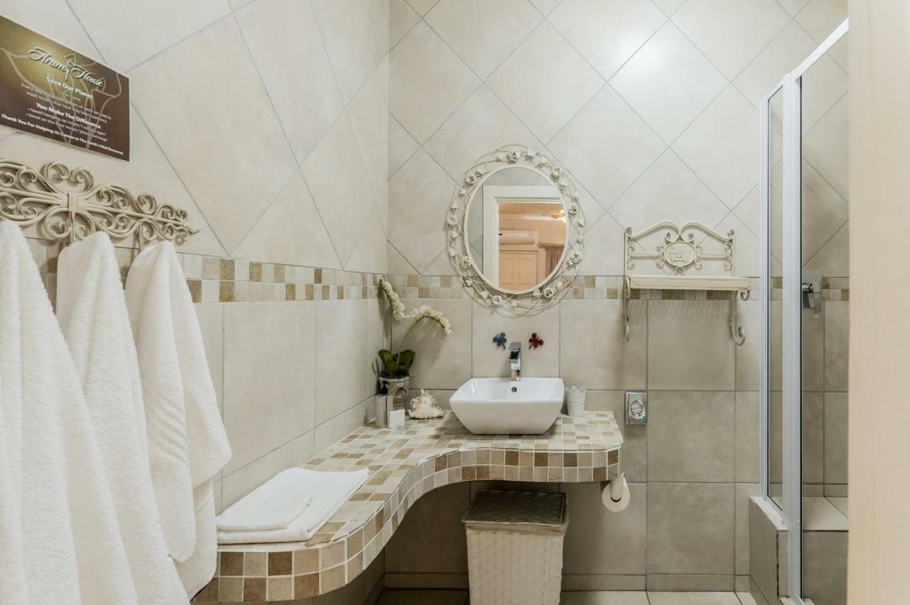 Arum Guest House Ист-Лондон Экстерьер фото